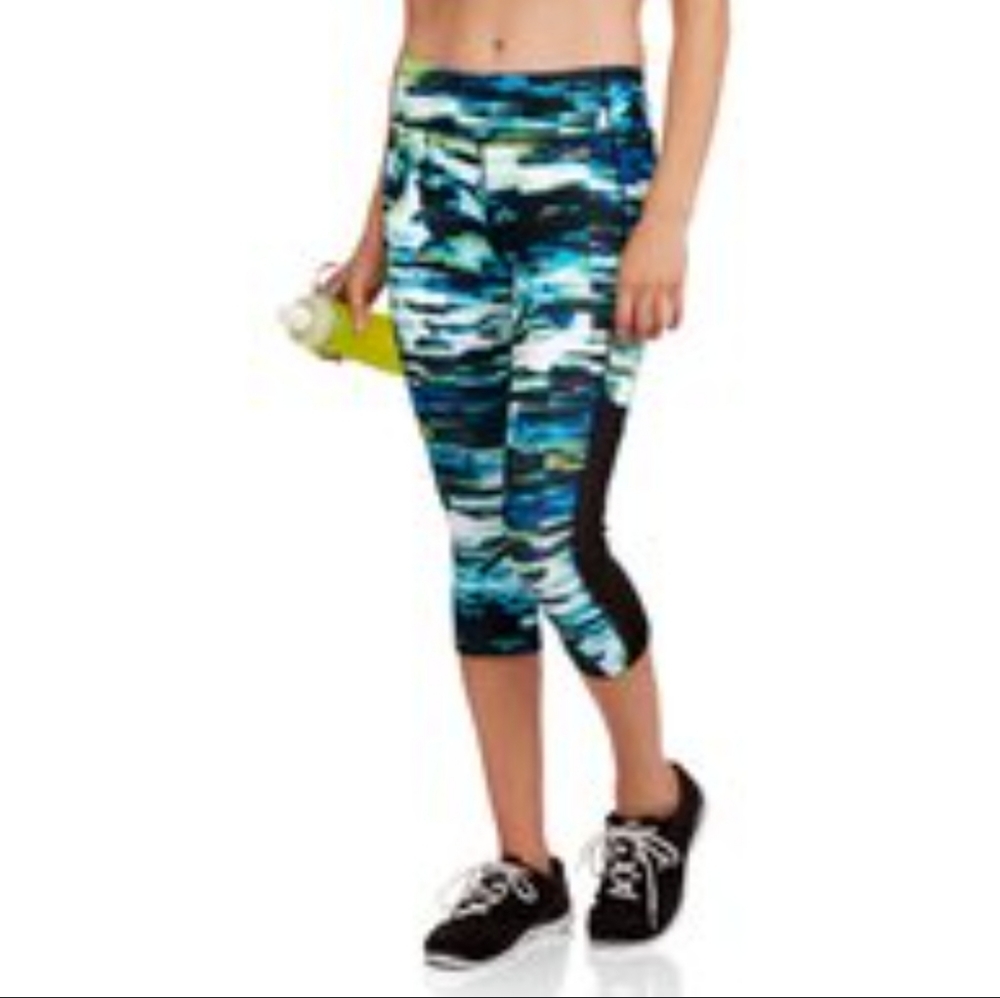 3for$19 Avia Active Pattern Workout capri leggins